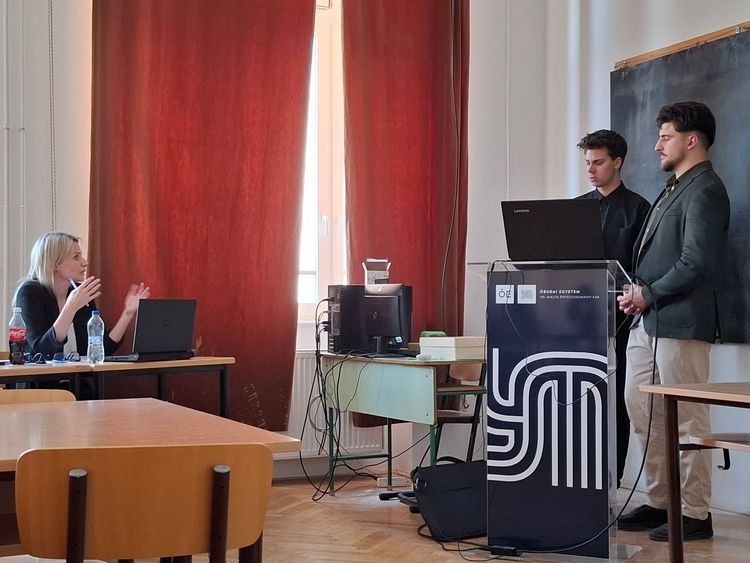 Hatodik alkalommal vettünk részt az Ybl középiskolások számára szervezett STEM programján.